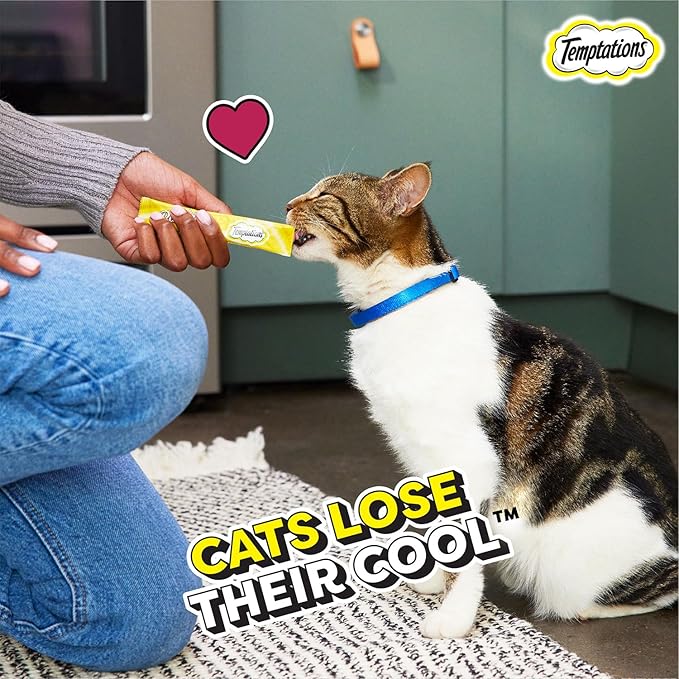 Temptations Creamy Purrrrr-ée Lickable Cat Treats, Chicken & Tuna Flavour, 48 g, Made with Real Fish, Goodness of Protein, Vitamins & Minerals